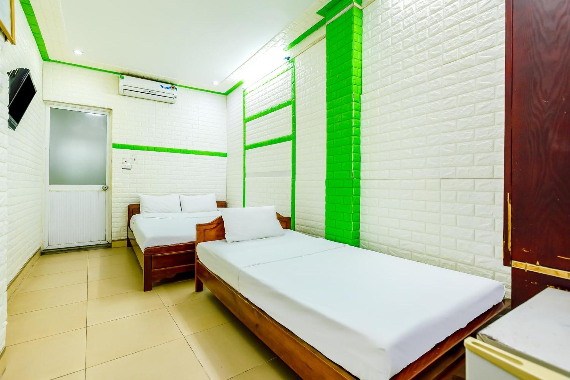 Oyo 604 Queen Hotel Spot-On Hanoi Exterior photo